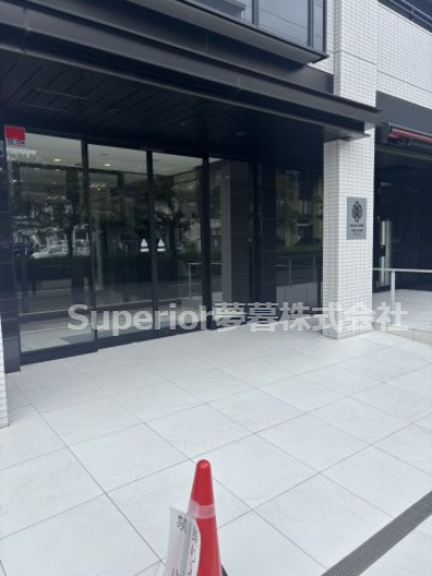 大津市におの浜３丁目の中古マンションのエントランス