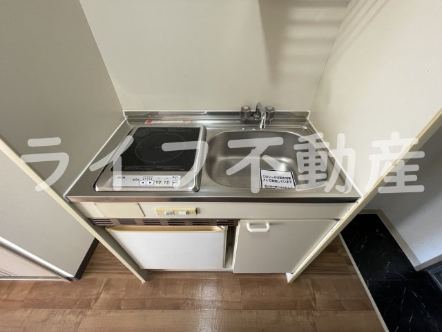 COCOプラムビハーラのキッチン|お料理しやすいキッチンです