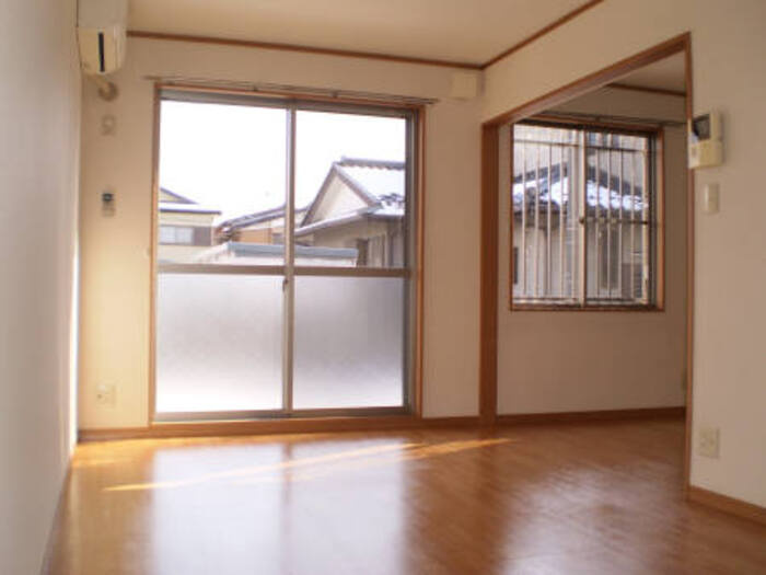 メゾンローズブランの居間・リビング|1Fリビング