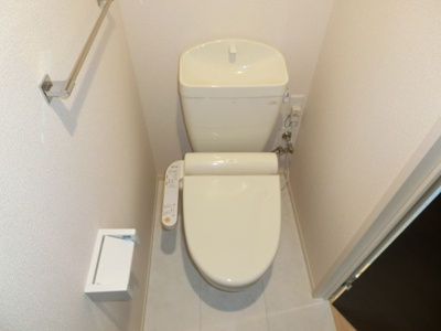 【トイレ】 | フォレスト サイト | 温水洗浄便座