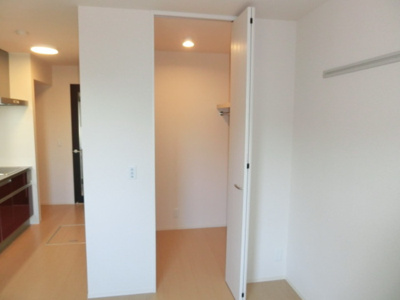 【収納】 | フォレスト サイト | ウォークインクローゼット