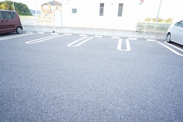 プログレスⅡの駐車場|駐車場