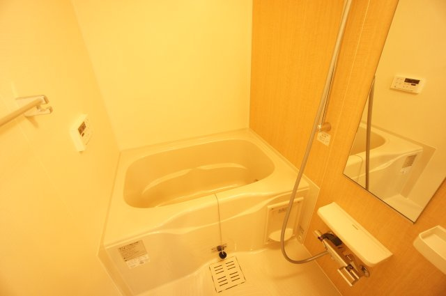 クロ―リス南柏の浴室|同施工会社、同型タイプです