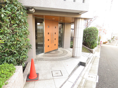 ★オートロックで防犯面も安心★