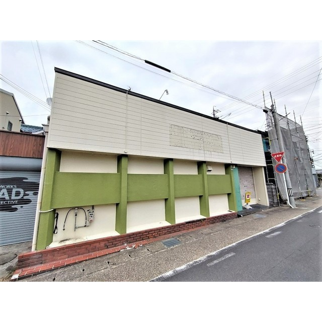 養老町市川店舗の外観|2号室(カラオケ喫茶跡）