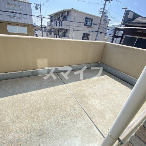 【バルコニー】