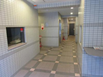 プラザ神泉苑のロビー