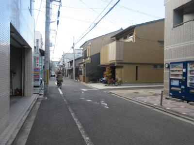 プラザ神泉苑の地図|前面道路