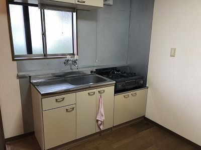 【キッチン】 | エスポワール青葉 | ※同建物同型別のお部屋
ガスコンロはサービス品です