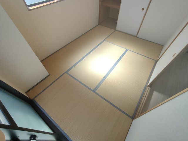 ルナエルモッサの和室|柔らかい畳が心地よい和室
