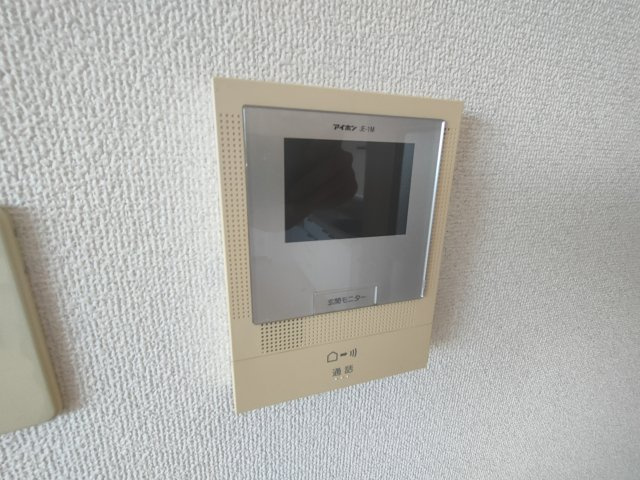 ルナエルモッサのセキュリティ|TVモニター付きインターホンです