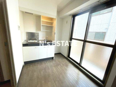 【居間・リビング】 | ドゥ・フェイト須磨