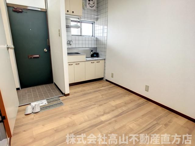 ステーションハイツⅡの居間・リビング