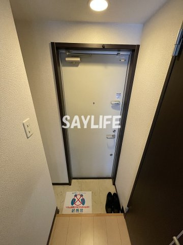 フジパレス城東諏訪Ⅵ番館の玄関