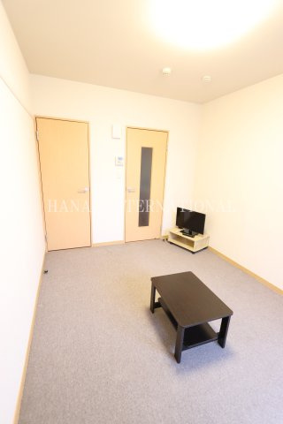 レオパレスアレグリーアの居間・リビング