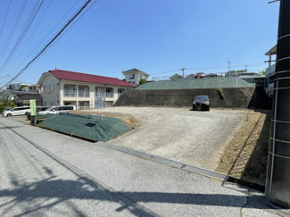 【外観】 | 建築条件ありません！！
約73坪の広い敷地を活かして、お庭を広く取ることも可能です！！
夢のガーデニングを楽しむことができます♪♪
間口も約17mと広いので、カースペースを大きく取ることも可能です！！