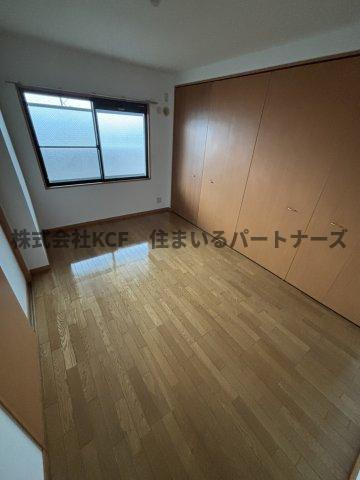 久留米市上津町の賃貸マンションの居間・リビング|おしゃれな居間です