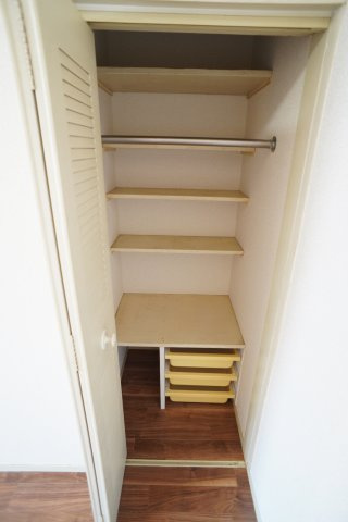 芝山1丁目戸建ての収納
