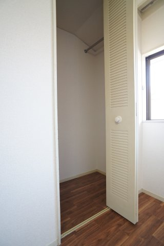 芝山1丁目戸建ての収納
