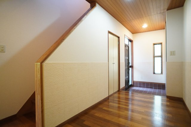 芝山1丁目戸建ての玄関
