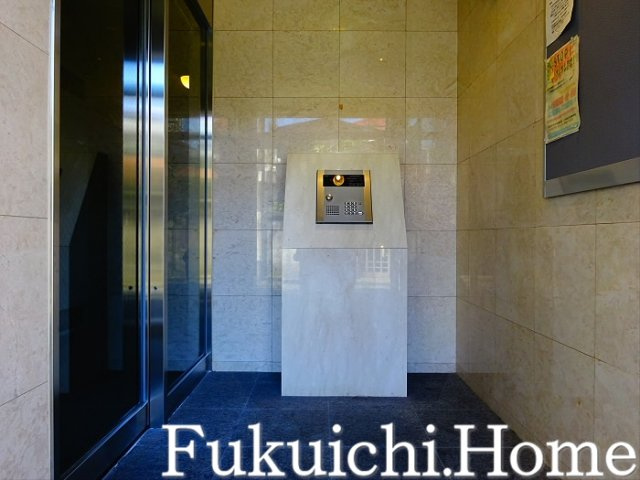 【エントランス】 | クアットロミッレ