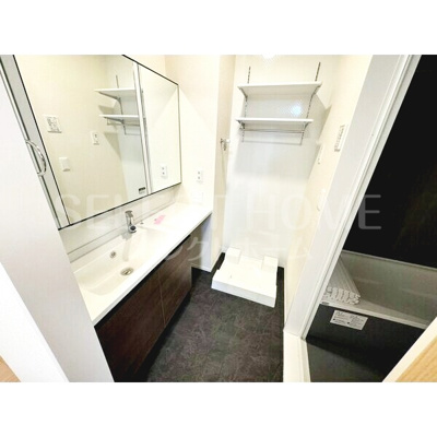【独立洗面台】 | GRAND AGUN | 独立洗面台、朝の身支度には欠かせません