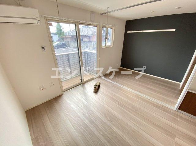 スピネルの居間・リビング|高崎、前橋エリアのお部屋探しはエンドスケープまで！お客様の理想お聞かせ下さい♪