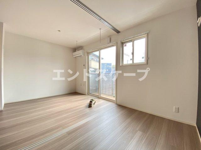 スピネルの居間・リビング|高崎、前橋エリアのお部屋探しはエンドスケープまで！お客様の理想お聞かせ下さい♪