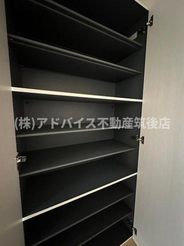 八女市吉田のアパートの収納