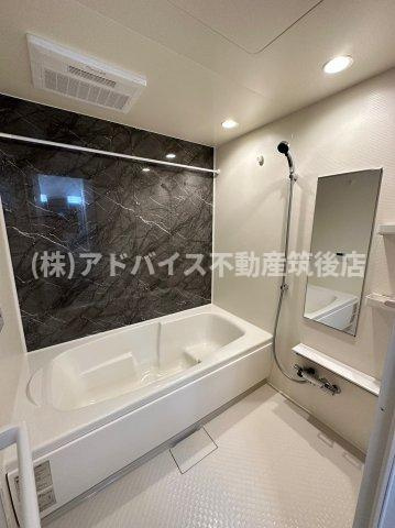 八女市吉田のアパートの浴室
