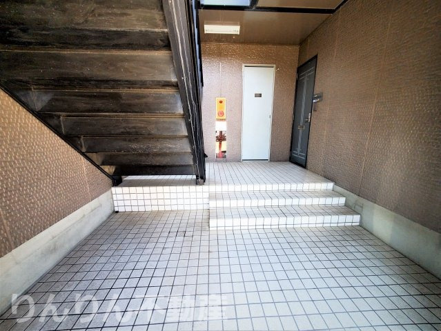 【エントランス】 | OKI・BUILDEⅡ