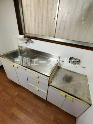 | 南本町４丁目貸家