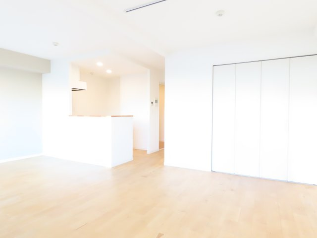 コンフォート津田沼弐番館の居間・リビング