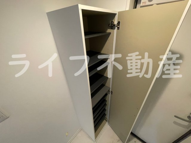 リュクスシティー永和の収納|ちょっとした収納スペースも充実しています