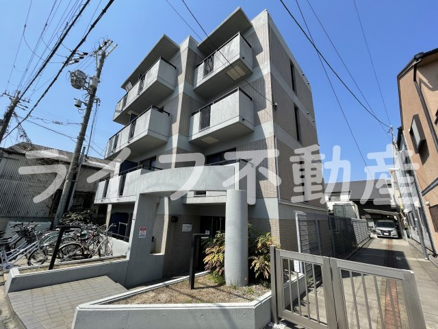 Lakia　Maison　高井田