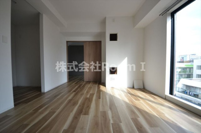 【居間・リビング】 | コスモ釣鐘町 | 居間です