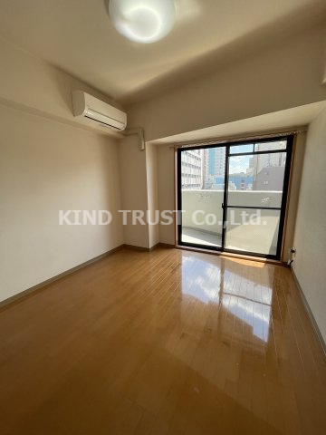 アスティナ天神橋の居間・リビング|使いやすい居間です