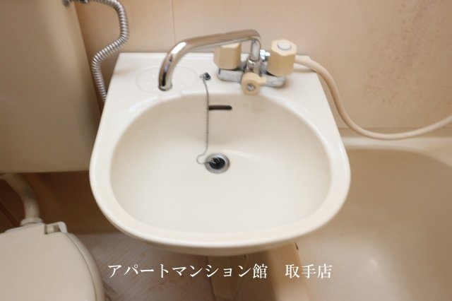 白山ハイツの洗面所
