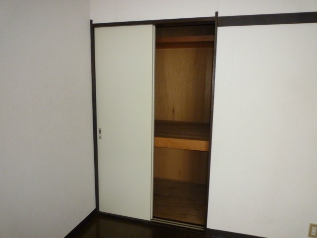 白山ハイツの収納