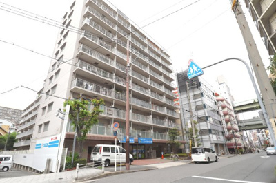 【外観】 | クローバーハイツ江戸堀 | 駅近！徒歩2分♪
通勤・通学にも便利な立地。