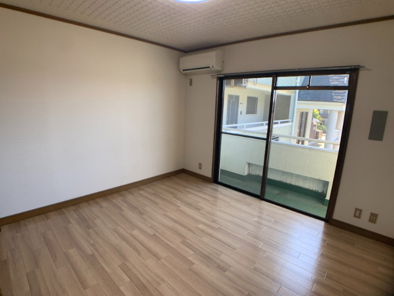 ビクトワール八木の居間・リビング