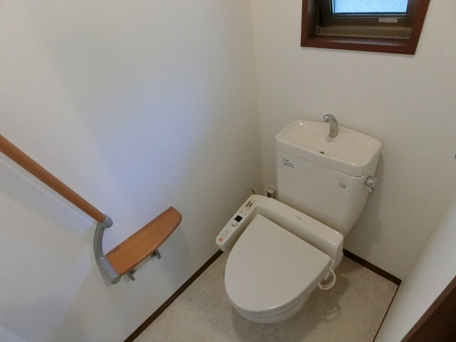 クリスタルビューハイツのトイレ