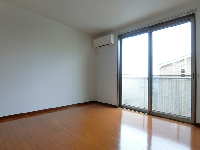 クリスタルビューハイツの居間・リビング