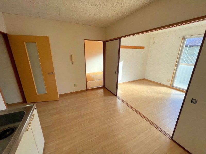 ベルメゾン高田　Aの居間・リビング