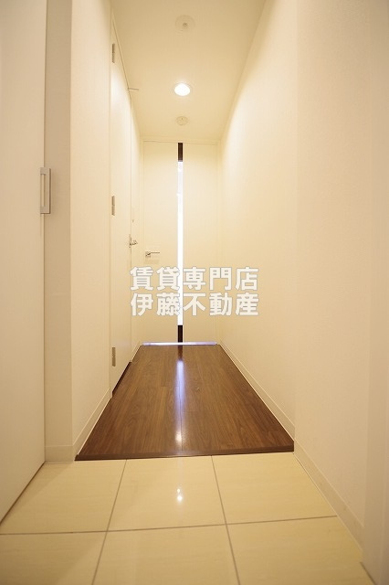 LUORE平安の玄関