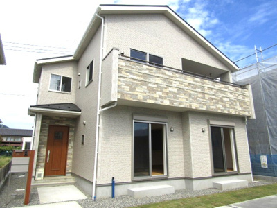 【外観】 | ブルーミングガーデン笛吹市石和町広瀬2期　2号棟 | 外観も気になるポイント