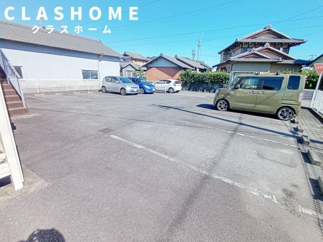 Surplus　One　サカイ　　刈谷市の賃貸ならクラスホーム刈谷店の駐車場