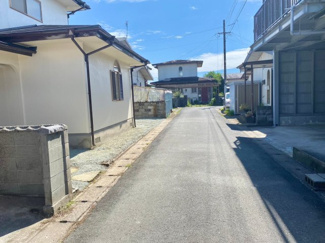 【前面道路含む現地写真】