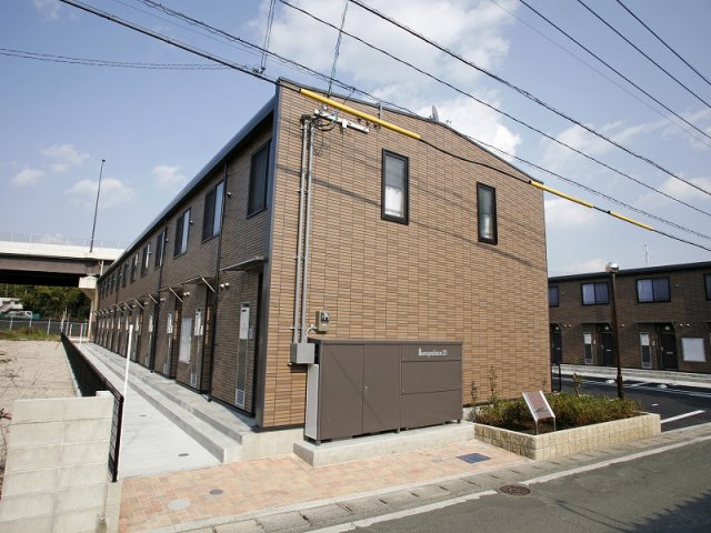 レオパレスコート　グレイスⅠの外観|外観は落ち着いています