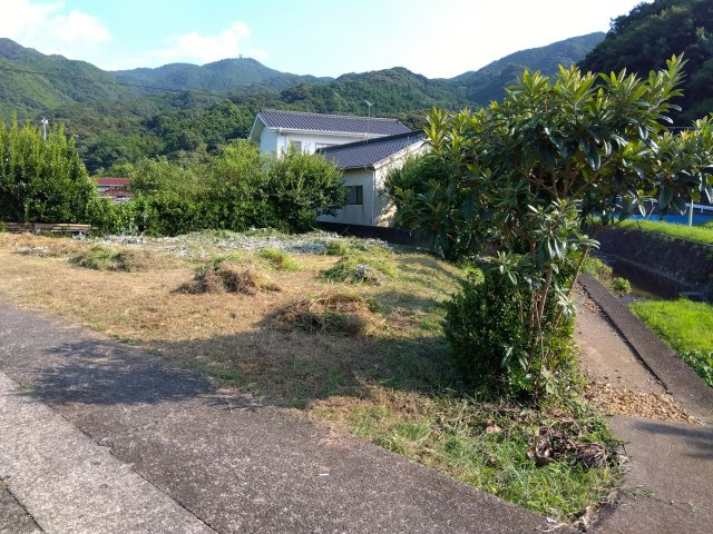 売土地　伊豆市八木沢の外観|200平米以上ありますので駐車場も広々と確保出来ます。